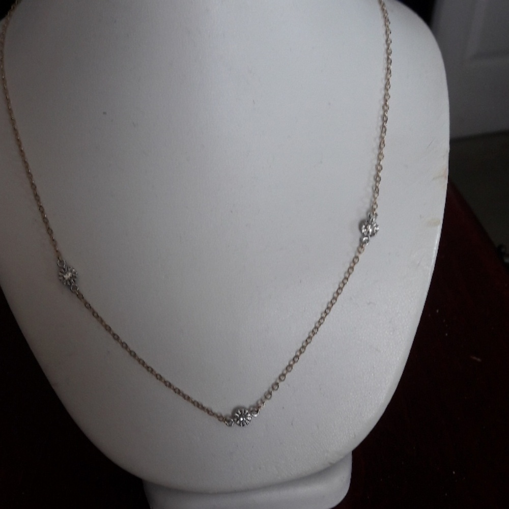 14k 3 stone diamond necklace